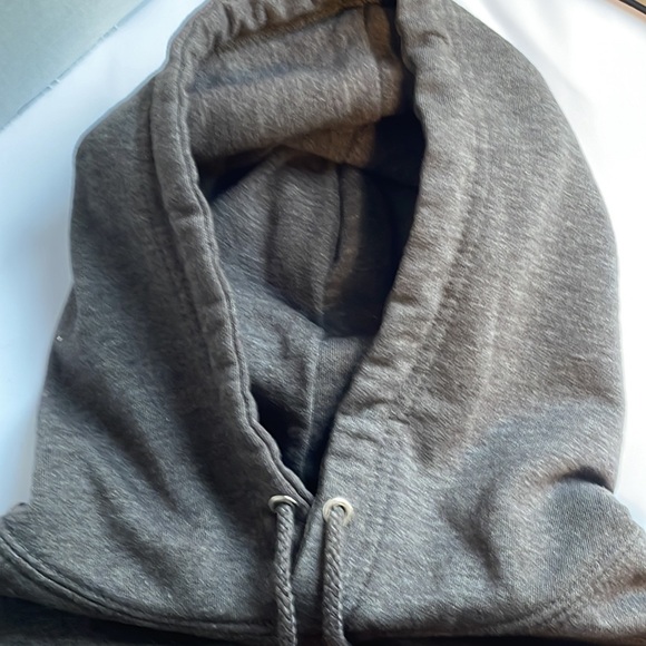 Tom Brady Tampa Buccaneers football gray soft hoodie sweatshirt. - Picture 5 of 16